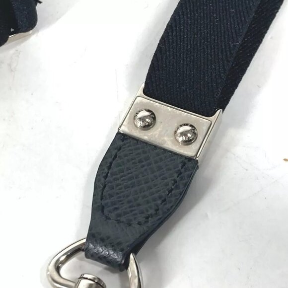 LOUIS VUITTON M66127 Taiga Collier Portocle Glacier Neck strap - Picture 5 of 11